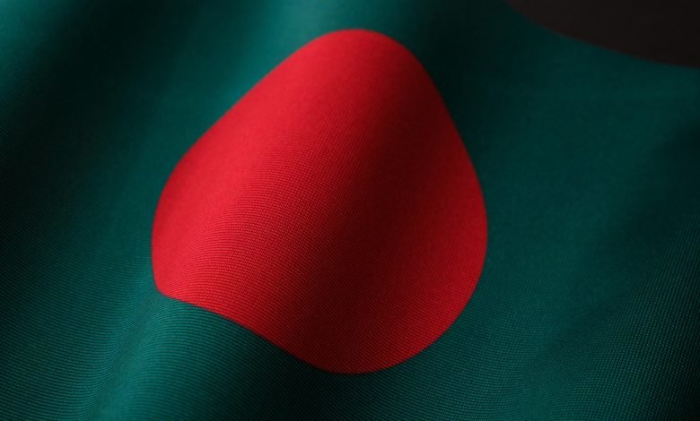our national flag paragraph